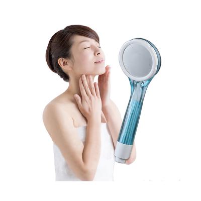 China Water Saving Shower Heads Water Purifying Shower Head For Daily Skin Care for sale