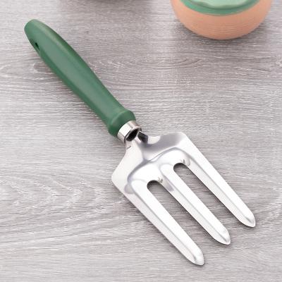 China Outdoor Garden Tools Factory Stainless Steel Custom Garden Tools Fork Plastic Handles and Wooden Handles are Made in China for sale