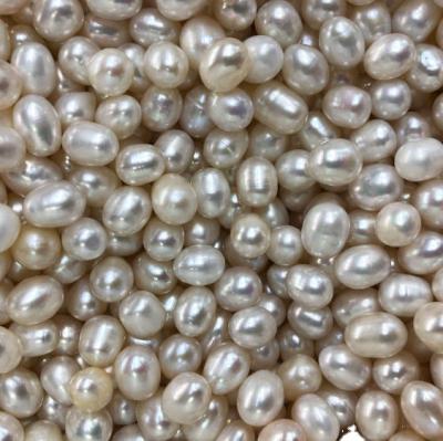 China Small Size Freshwater Pearl Rice Seed Strand String Bag Jewelry Bag Natural Freshwater White Freshwater Natural Pearl 2 2 5mm Color Loose Packing Weight Pouch Box for sale