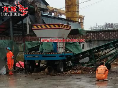 China Shredding Mobile Tire Wood Shredder for sale