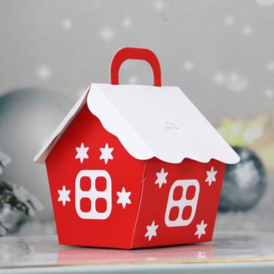 China Portable Europe Christmas Gift Boxes Candy Boxes With Colorful House Shape Printing for sale