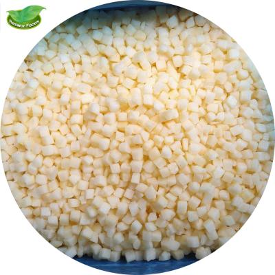 China IQF 10mm FROZEN Good Quality Frozen Fruit Apple Cubes for sale