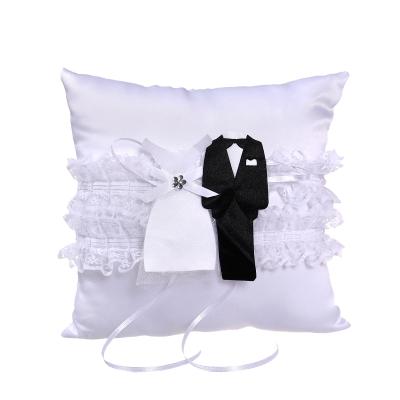 China Unique Romantic Mr. &Mrs Lace Linen Wedding Ring Pillow Cushion Bearer for Beach Wedding Flower Wedding Ring Holder 7.9 inch for sale