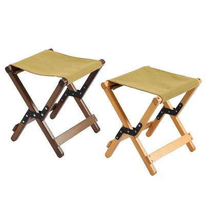 Κίνα Luyuan Furniture Outdoor Beech Easy Carry Wooden Stool For Floor Camping Wooden Stool With ArmyGreen Color Fabric With Storage Bag προς πώληση