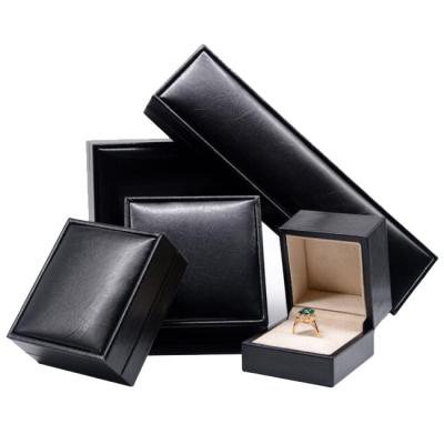 China Eco-friendly.Handmade best-selling PU jewelry box packaging ring box high quality black leather jewelry for sale