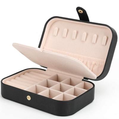 China Ring Jewelery Packaging Black Pu Leather Recyclable Custom Small Portable Jewelry Box For Girl And Women for sale