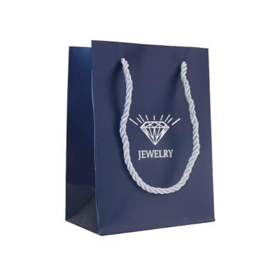 China Wholesale Custom Buying Recyclable Black Paper Bags Manufacturers For Gifts for sale