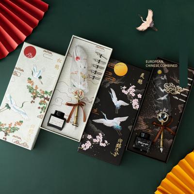 China Promotional Pen Ready to Ship Quill Pen Set Chinese Style Feather Dip Pen Crane Can Pen Set for Gift (5 Seed) for sale