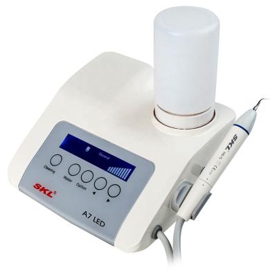 China Dental Scaler A7 LED Regional Radio New Ultrasonic Dental Scaler PIEZOELECTRIC for sale