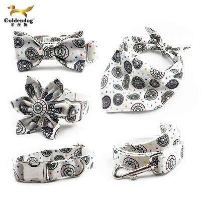 China Unique Customized Customized Pattern Style Bow Tie Bandana Dog Leash And Collar Set for sale