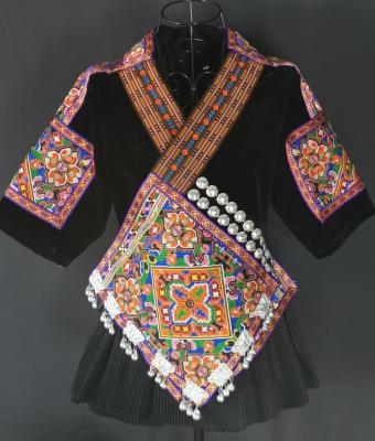 China Lunaric Miao Hmong Women Traditional Clothing Sets Lunaric Miao Hmong Women Traditional Embroidered Ethnic Clothing Girls Dress Custom Made Clothing for sale