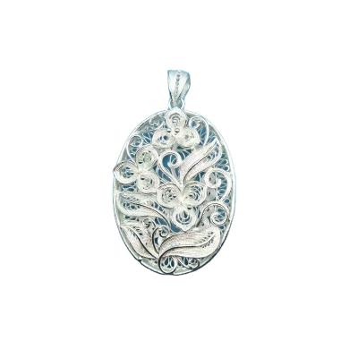 China Pure Silver Jewelry 10g Lunaric Miao Hmong 990 Silver Handmade Men's Pure Cute Women's Pendant Pure Silver Jewelry for sale