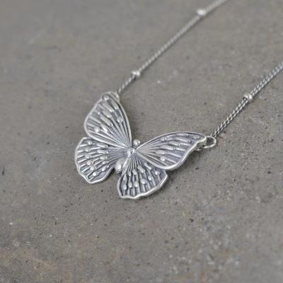 China Cute Lunaric S925 Sterling Silver Fashion Simple Butterfly Necklace Women Girl Cute Silver Jewelry for sale