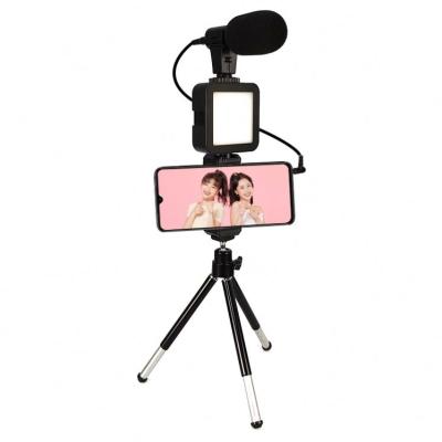 China led headset microphone factory equipment kit podcast smartphone video recording vlogging microphone to fill light set for sale