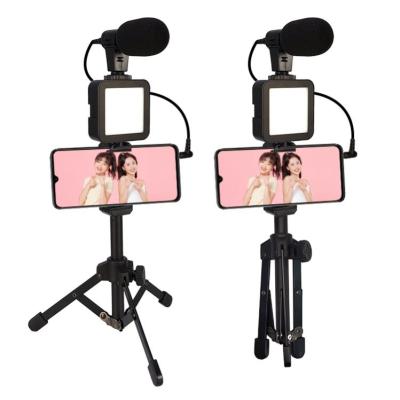 China Headset microphone equipment studio podcast smartphone video vlogging kit with recording microphone led light for youtube vlogger for sale