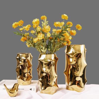 China Nordic Modern Tabletop Large Gold Large Ceramic Flower Vase For Wedding Centerpieces for sale