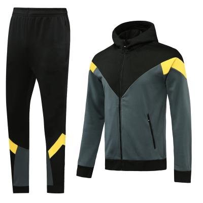 China Custom Quick Dry Men's Sport Jogging Suits Tracksuit OEM Single Fitness 2 Piece Football Tracksuit Sets for sale