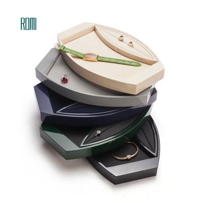 China Vintage ROMI High Quality PU Jewelry Trays Jewelry Display Holder Bracelet Luxury Leather Ring Jade Pendant Box Case Jewelry Storage Organizer for sale