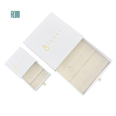 China Simple Modern ROMI High End Custom LOGO White Microfiber Jewelry Packaging Pouch and Box Suede Jewelry Pouch for Store for sale