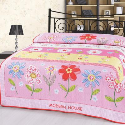 China High Quality Soft And Beautiful Comforter Flat Screen Printing Soft Quilt Bedspread for sale