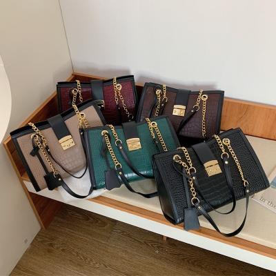 China Popular Luxury Crocodile Design Women Bags Ladies Purses And Handbags Fashion Big Large Handbags For Female for sale