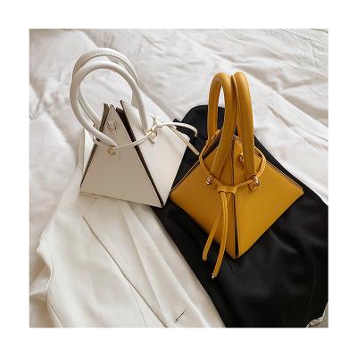 China Designer Fashion Triangle Candy Color Clutch Handbag Women Branded Shoulder Bags 2021 Women Pyramid Shaped Purses for sale