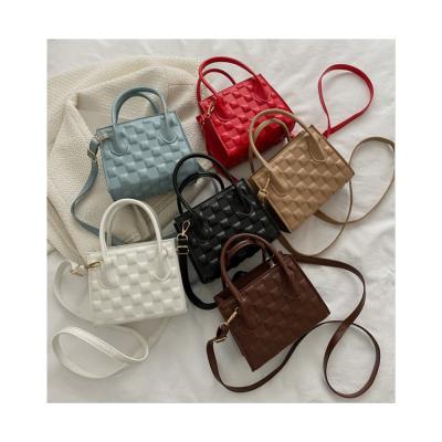 China Fashion Solid Color Designer Lady Woven Purse Cross Mini - Luxury Body Bags Women Handbags for sale