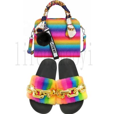 China Fashion tops selling fashion fur slippers with women bags handbag all matching purse and sandals 2021 summer sandals and purse sets for sale