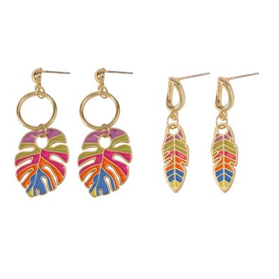 China BOHEMIA Fashion Hinged Colorful Enamel Gold Bohemia Leaf Icon Earrings For Women for sale