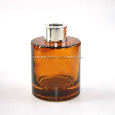 China 100ml Round Empty Cosmetic Reed Diffuser Aroma Glass Bottle for sale