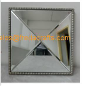 China Zhejiang Supplier Small Size Square Shaple Elegant Resin Decorative Wood Wall Mirror for sale