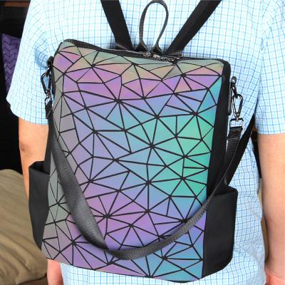 China 2021 Fashion Luminous Geometric School Laptop Backpack Unisex Holographic Reflective Outdoor Shoulder Bag for sale