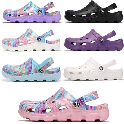 China Breathable Sandals Women Clogs Color Autumn Feature Clogs EVA Summer Light Winter Spring Heel Type New Design Hospital Nurse PANTONE Anti for sale