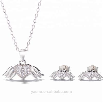 China Cute Mini Jewelry Heart with Angel Wings Necklace Earrings Set in 925 Sterling Silver for sale