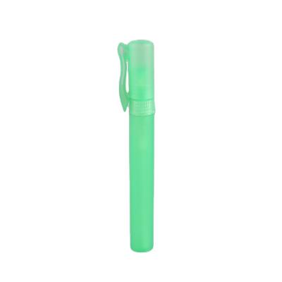 China 10ml Convenient Green Plastic Sprayer Personal Care Empty Refill Bottles Perfume Pen Bottle for sale