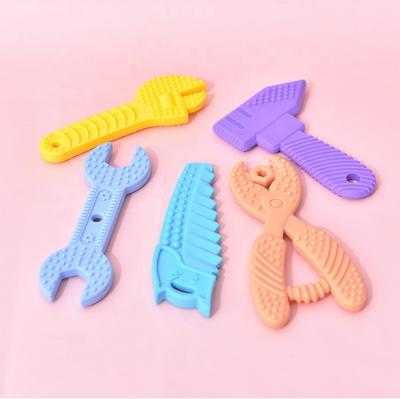 China 100%food grade Silicone Teether Customized Baby Toys Natural Newborn Food Grade Non Toxic Molar Silicone Teething Toy For 0-6 Months for sale