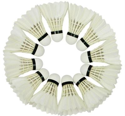 China Training Sport White Goose Feather Birdies Ball Game Shuttlecock Badminton for sale