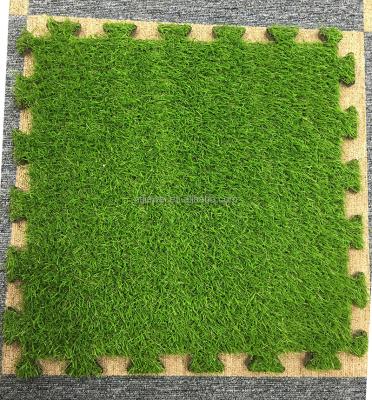 China Flooring the beautiful artificial grass rug liner mat for the garden bathroom puzzle EVA non-slip mat for sale