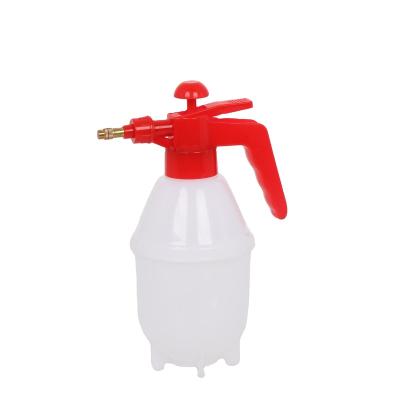 China Easy Operation 1.5L Pressure Water Garden Hand Sprayer for sale