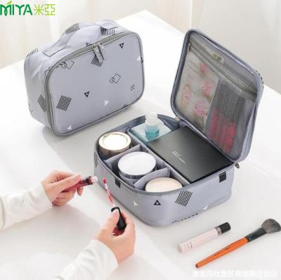 China Newest High Quality Fashion RPET 600D Waterproof Zipper Cosmetic Bag Travel Organizer Bag For Women for sale