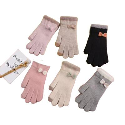 China LIANSHOU factory simple winter warm plus fleece full finger touch screen women fashion gloves and exquisite handmade bow design for sale