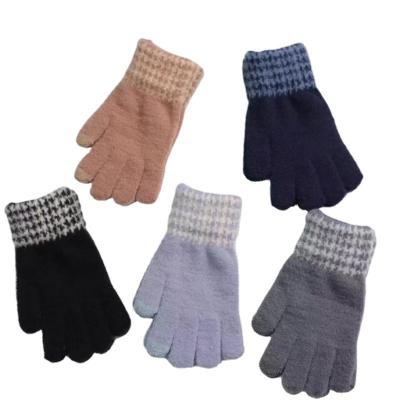 China LIANSHOU Jacquard Factory Men's Winter Warm Plus Fleece Full Five Finger Touch Screen Gloves With Simple Fashion Jacquard Pattern Design for sale