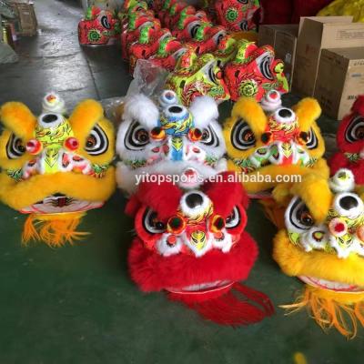 China Southern Chinese People Lion Dance of Foshan Crane Style Lion Dance Traditional Chinese New Year Costume for sale