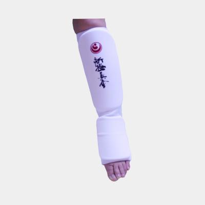 China Kyokushin WKF Karate Gloves Comfortable Inner Cotton Elastic Karate Gloves for sale