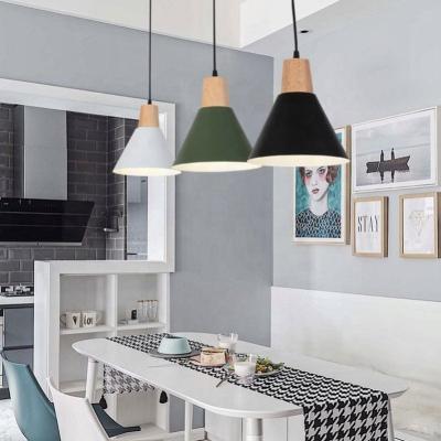 China 2021 dining room wrought iron chandeliers e27 modern design black kitchen led pendant light for sale