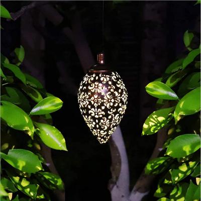 China Garden Outdoor Waterproof Metal Hanging Light Decorative Hanging Solar Lantern For Garden for sale