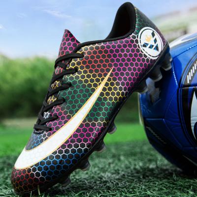 China New Design Sport Leisure Sports Wear Football Training Shoes Original Custom Color Breathable Football Shoes For Kids for sale