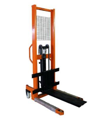 China Handling Material Equipment 2 Ton 1.6m Manual Hand Stacker Manual Forklifts 2000kg for sale