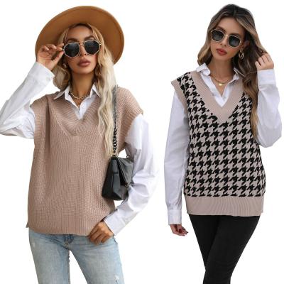 China Wholesale Plaid Women Winter Anti-Pilling Stripe Sweater Knitting Sweater Vest For Women for sale