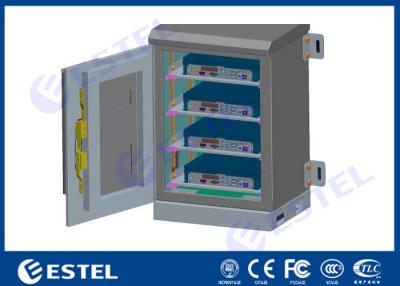 中国 小型コンピュータを取付けるための小さい二重層の屋外の壁に取り付けられたキャビネット 販売のため